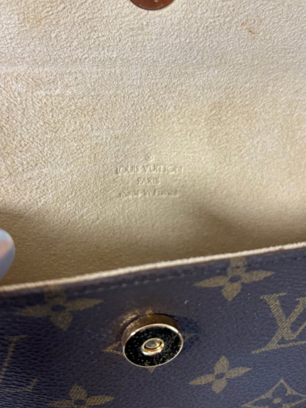 Louis Vuitton Pochette Florentine Monogram Bum Bag - Picture 7 of 7